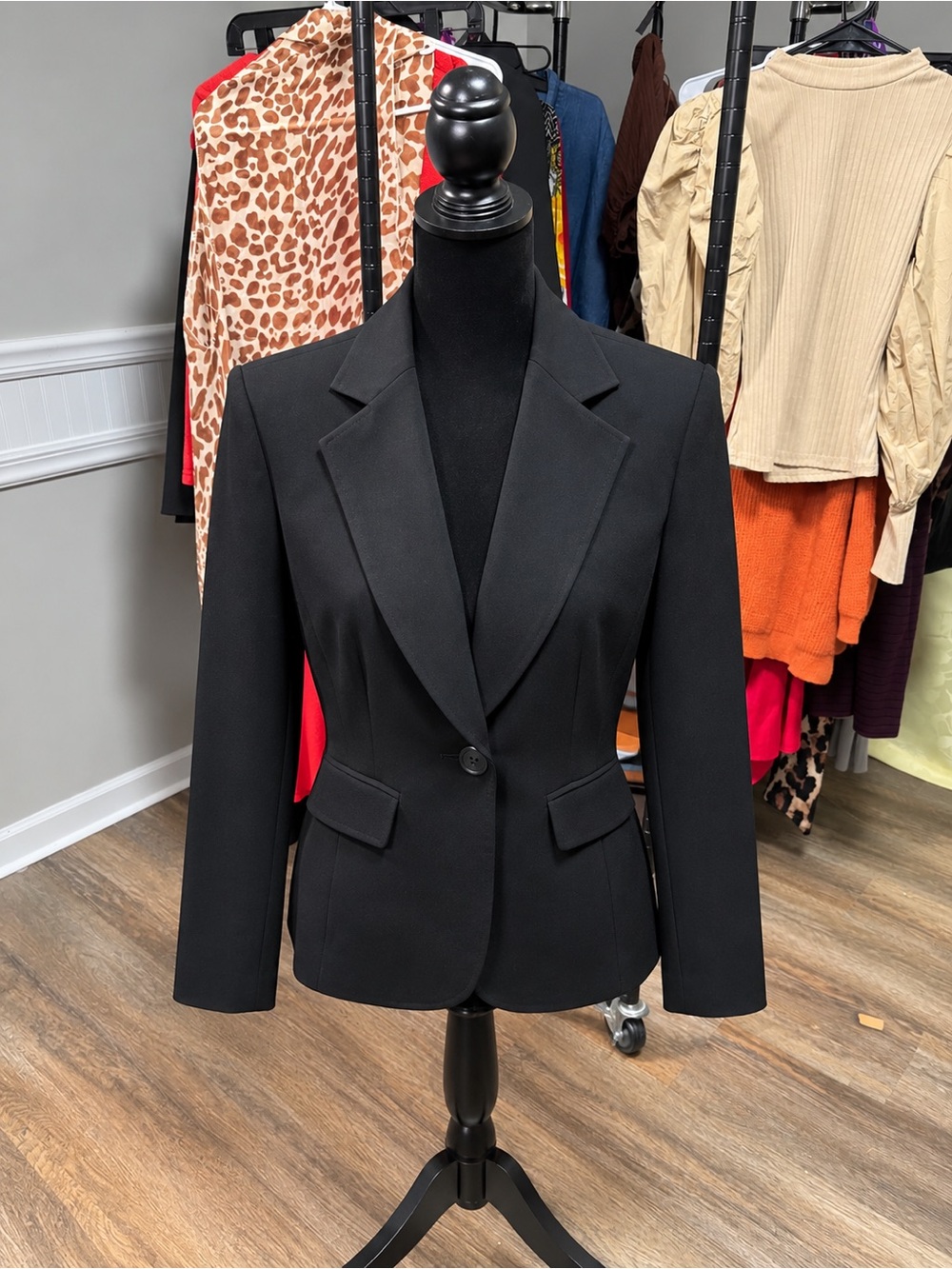 Harve Benard Black Tailored Single-Button Blazer